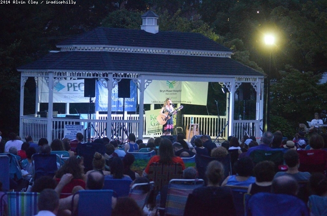 Dar Williams at Bryn Mawr Twilight Concerts 7/14